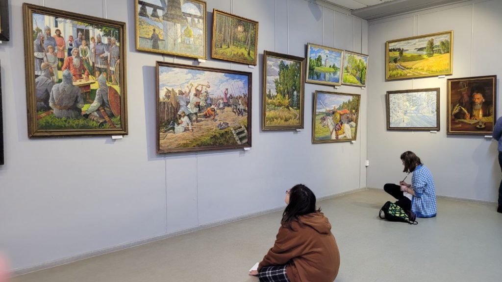 Посещение выставки Владимира Михайловича Чернеги